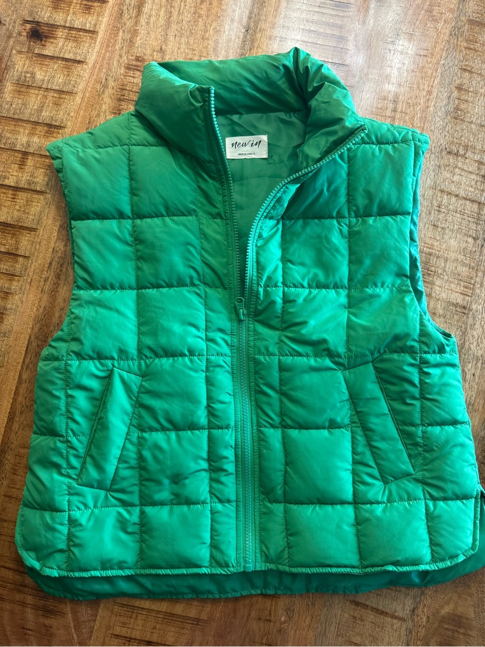 New In puffer vest